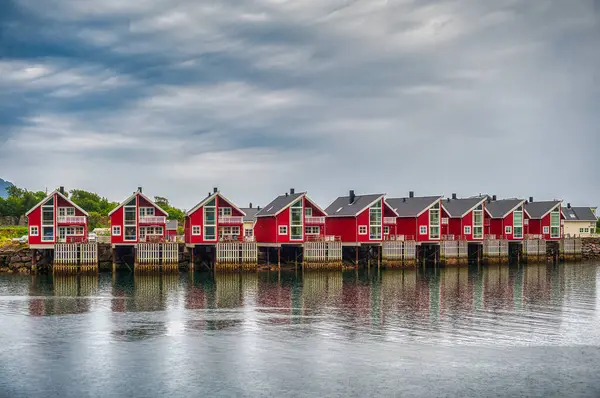 Svolaer, Norveç 'in Lofoten Adaları' nda yer alan Nordland ilinin Vagan Belediyesi 'nin yönetim merkezidir..