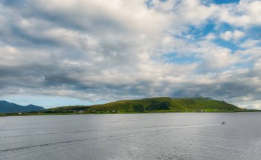 Leknes, Norveç 'in Nordland ilinin Vestvgy ilçesine bağlı bir beldedir..