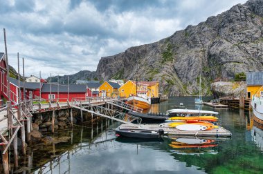 Ramberg, Norveç 'in Nordland ilinde Flakstad Belediyesi' nin yönetim merkezidir. Köy, Lofoten takımadasındaki Flakstadya adasında yer almaktadır.