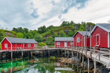 Ramberg, Norveç 'in Nordland ilinde Flakstad Belediyesi' nin yönetim merkezidir. Köy, Lofoten takımadasındaki Flakstadya adasında yer almaktadır.