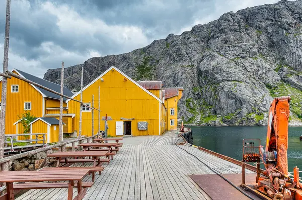 Ramberg, Norveç 'in Nordland ilinde Flakstad Belediyesi' nin yönetim merkezidir. Köy, Lofoten takımadasındaki Flakstadya adasında yer almaktadır.