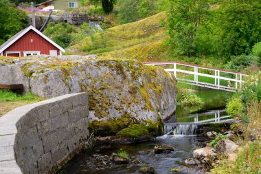 Ramberg, Norveç 'in Nordland ilinde Flakstad Belediyesi' nin yönetim merkezidir. Köy, Lofoten takımadasındaki Flakstadya adasında yer almaktadır.
