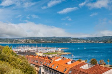 Sada, İspanya 'nın A Corua eyaletine bağlı belediyesi. Ras Altas 'ta, Betanzos halklarının içinde, Galiçya, İspanya