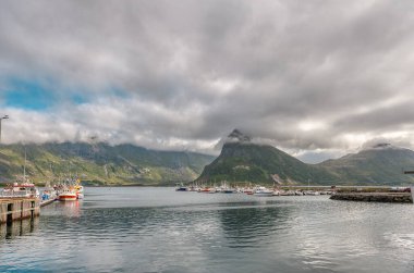 Flakstad, Norveç 'in Lofoten Adaları' nda bir belediyedir. Flakstadoya adasında yer almaktadır. Belediyenin yönetim merkezi Ramberg 'dir.,
