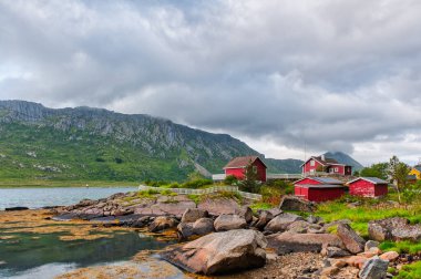 Flakstad, Norveç 'in Lofoten Adaları' nda bir belediyedir. Flakstadoya adasında yer almaktadır. Belediyenin yönetim merkezi Ramberg 'dir.,