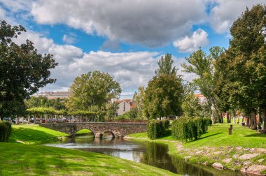 Monforte de Lemos, Galiçya 'nın otonom bölgelerinden biri olan Galiçya' nın Lugo eyaletine bağlı belediyesi..