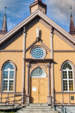 Tromso, Norveç 'in Troms eyâletinde bir şehirdir..