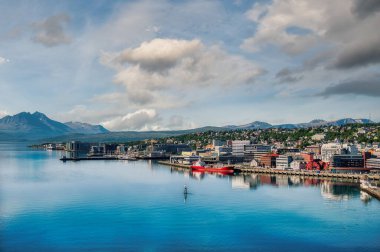 Tromsdalen, Norveç 'in Tromso iline bağlı bir mahalle ve küçük vadidir..