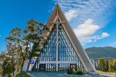 Tromsdalen, Norveç 'in Tromso iline bağlı bir mahalle ve küçük vadidir..