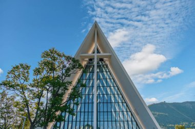 Tromsdalen, Norveç 'in Tromso iline bağlı bir mahalle ve küçük vadidir..