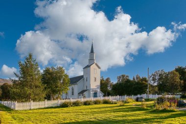 Talvik, Norveç 'in Nord-Norge eyaletinde yer alan bir şehirdir..