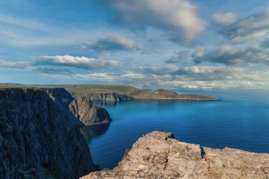 Kuzey Burnu, Norveç 'in kuzeyindeki Magerya adasında Nordkapp bölgesinde yer alan bir burçtur. Norveç.