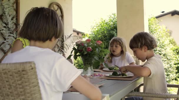 Children Eating Vegan Food High Quality Footage — 비디오