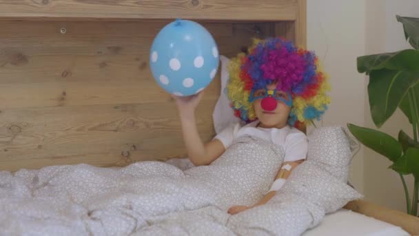 Boy Years Clowns Wig Eyeglasses High Quality Footage — Stock Video