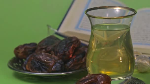 Glass Turkish Tea Dates Silver Plate Green Screen Vertical Shot — Wideo stockowe