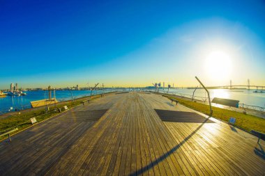 Dai-san Köprüsü ve Gündoğumu. Çekim yeri: Naka -ku, Yokohama -shi