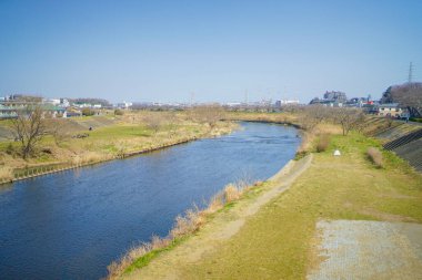 Tsurumi Nehri ve Midori Koğuşu, Yokohama Şehri. Atış yeri: Midori Ward, Yokohama