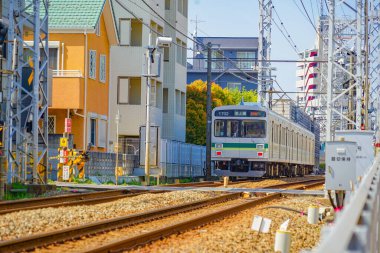 Tokyu Ikegami Hattı. Çekim Konumu: Ota -ku, Tokyo