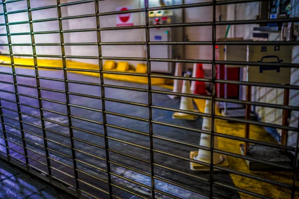 Paslanmaz Çelik Kepenk Kapağı Çekim Konumu Chiyoda Koğuşu Tokyo — Stok fotoğraf