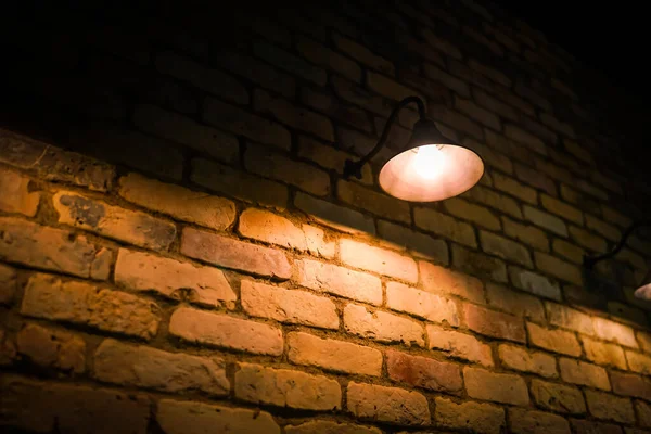 Φωτισμός Που Φωτίζει Τον Τοίχο Από Τούβλα Τοποθεσία Chuo Τόκιο — Φωτογραφία Αρχείου