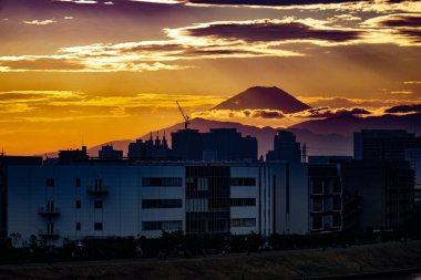 The cityscape of Tokyo and Mt. Fuji. Shooting Location: Ota -ku, Tokyo