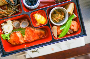 Osechi mutfağının resmi. Çekim yeri: Sendai, Miyagi Bölgesi