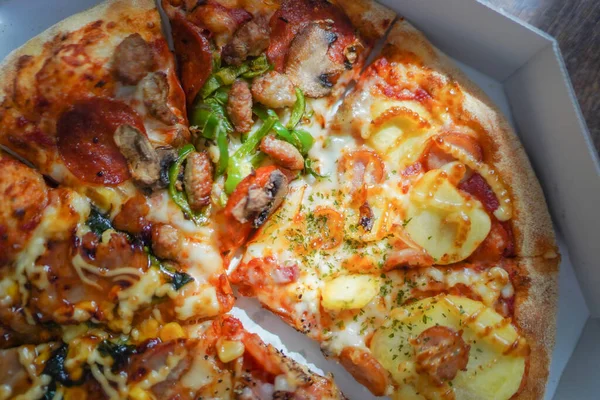 Imagem Uma Deliciosa Pizza Localização Tiroteio Kanagawa Yokohama — Fotografia de Stock