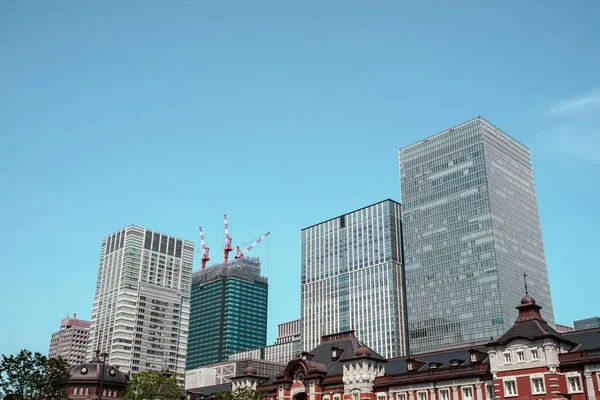 東京駅の高層ビル 撮影場所 東京千代田区 — ストック写真