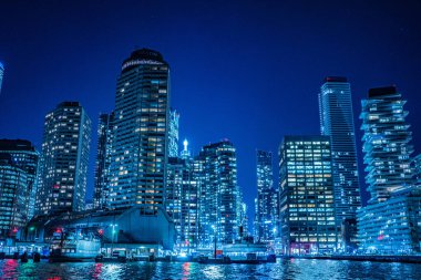 Toronto gece görüşü (Kanada). Çekim Konumu: Toronto