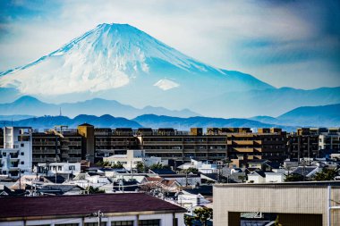 Mt. Fuji ve Fujisawa şehri. Çekim yeri: Fujisawa Şehri, Kanagawa Bölgesi
