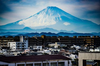 Mt. Fuji ve Fujisawa şehri. Çekim yeri: Fujisawa Şehri, Kanagawa Bölgesi