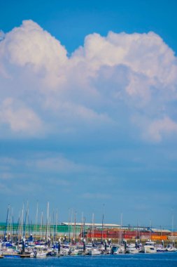 Yokohama Bayside Marina. Çekim yeri: Kanazawa -ku, Yokohama
