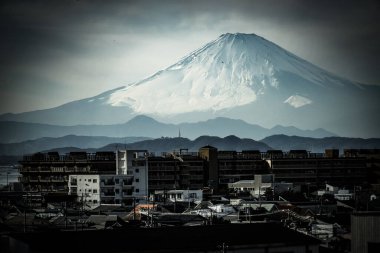 Mt. Fuji ve Fujisawa şehri. Çekim yeri: Fujisawa Şehri, Kanagawa Bölgesi