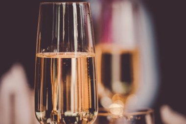 Köpüklü şarap görüntüsü. Çekim yeri: Minato -ku, Tokyo