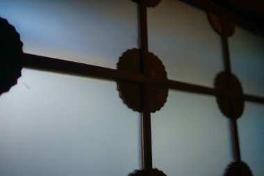 Soyut pencerenin manzarası yani. Çekim yeri: Kobe şehri, Hyogo Bölgesi