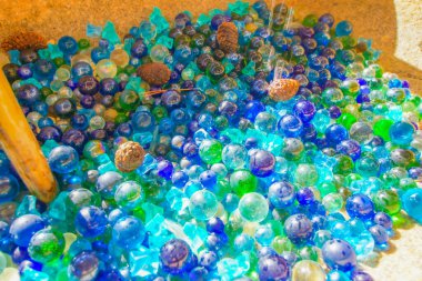 Cam top koleksiyonu. Çekim yeri: Kamakura Şehri, Kanagawa Bölgesi