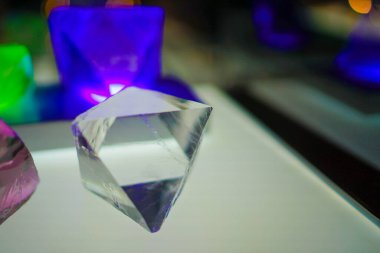 Şeffaf küplerin resmi. Çekim yeri: Tokorozawa Şehri, Saitama Bölgesi