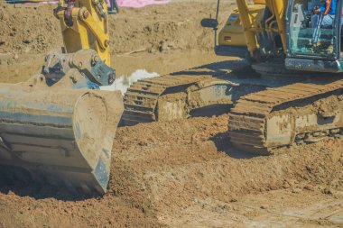 İnşaat alanı ağır ekipman. Çekim yeri: Setagaya-ku, Tokyo