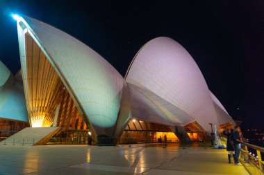 Sydney Opera Evi Gece Manzarası. Çekim yeri: Avustralya, Sydney