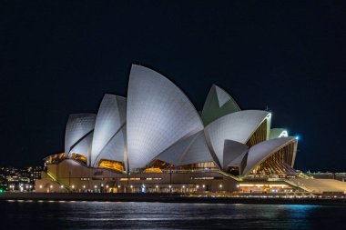 Sydney Opera Işığı. Çekim yeri: Avustralya, Sydney