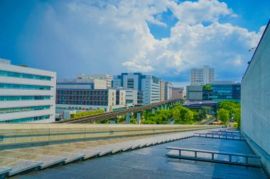 Tachikawa şehrinin geniş manzarası. Çekim yeri: Tachikawa Şehri, Tokyo