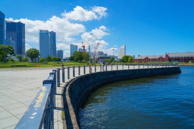 Minato Mirai gezinti güvertesi. Çekim yeri: Naka Ward, Yokohama Şehri