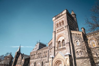 Toronto Üniversitesi 'nde gotik stil. Çekim Konumu: Toronto