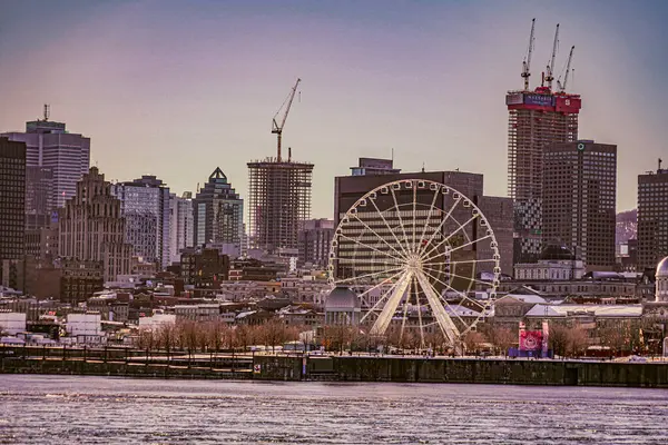 Montreal 'de yapılacak işler. Çekim yeri: Montreal, Kanada