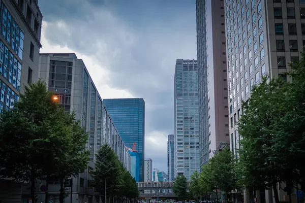 Kentsel bina duvarı. Çekim yeri: Chiyoda Ward, Tokyo