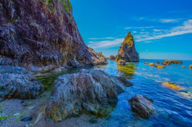 Mağara suyu akıyor. Atış yeri: Niigata Bölgesi