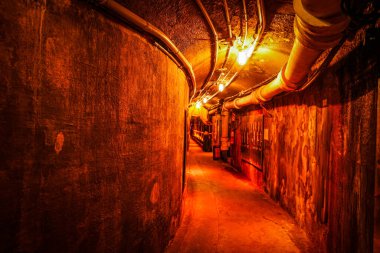 Yeraltı tünel boruları. Çekim Konumu: Toronto