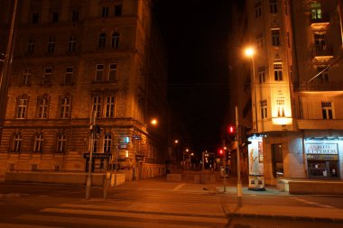 Keleti istasyonunun gece görüşü. Çekim yeri: Macaristan, Budapeşte