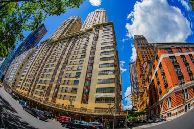 New York caddesi köşesi. Çekim yeri: New York, Manhattan