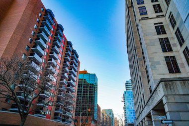 Yüksek binalar ve yerleşim alanları. Çekim Konumu: Toronto